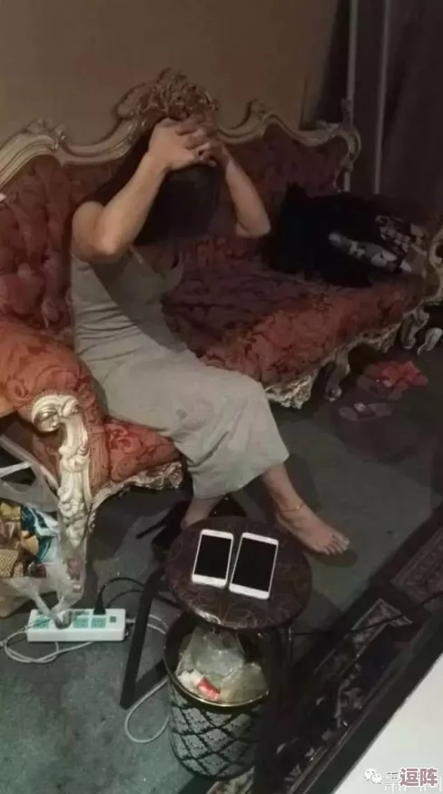 一小孩半夜给女孩吃坤巴，背后竟隐藏惊人秘密，令人瞠目结舌的真实故事曝光！